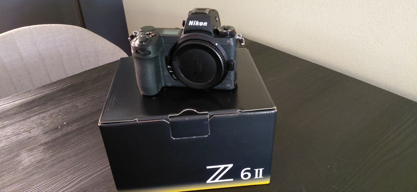 Nikon Z6 II Systeemcamera - Zo goed als nieuw, Audio, Tv en Foto, Fotocamera's Digitaal, Accu, Kantelbaar/draaibaar scherm, Ophalen of Verzenden
