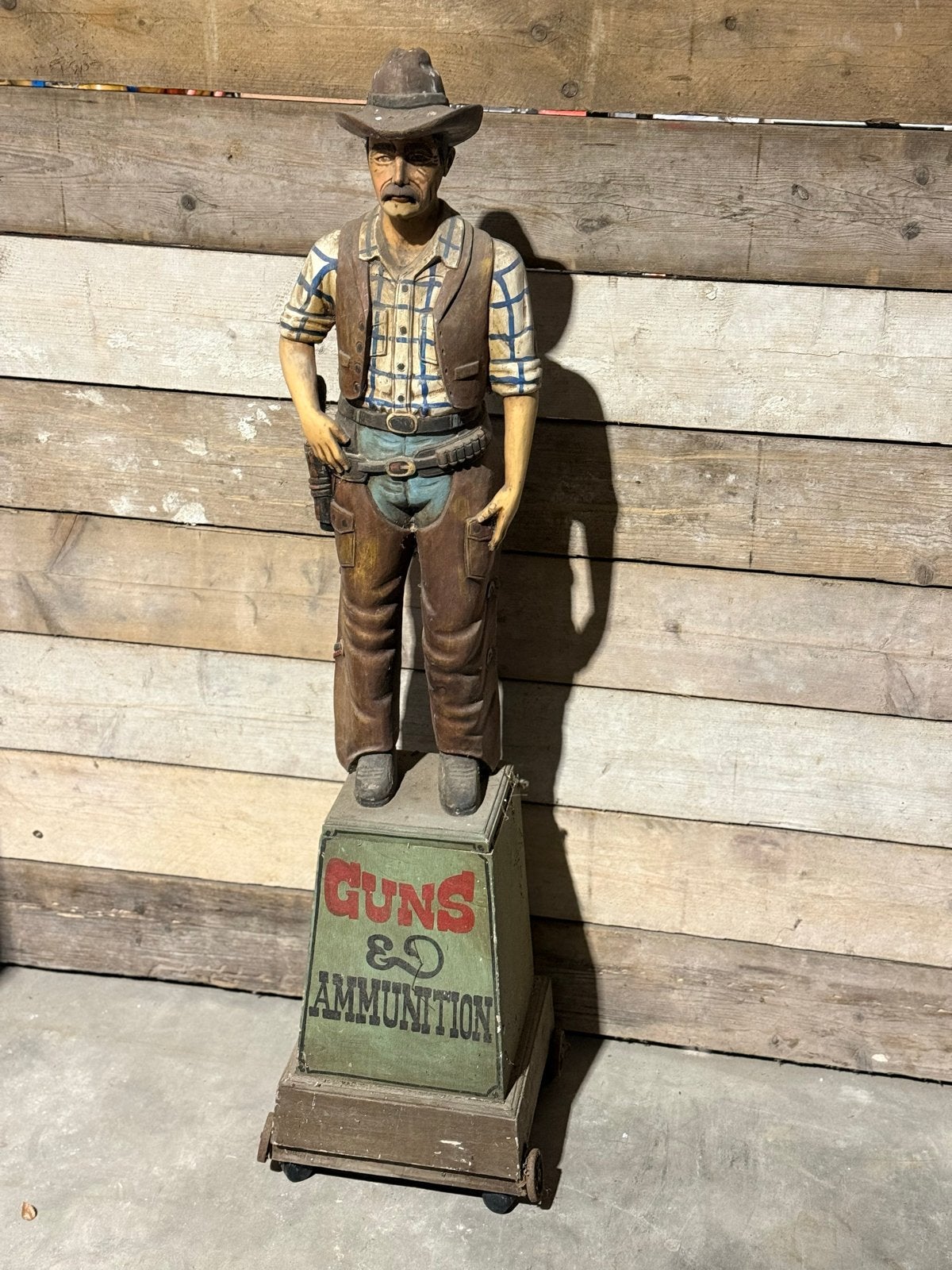 Vintage Houten Cowboy Beeld - Reclamefiguur 'Guns & Ammuniti, Ophalen of Verzenden