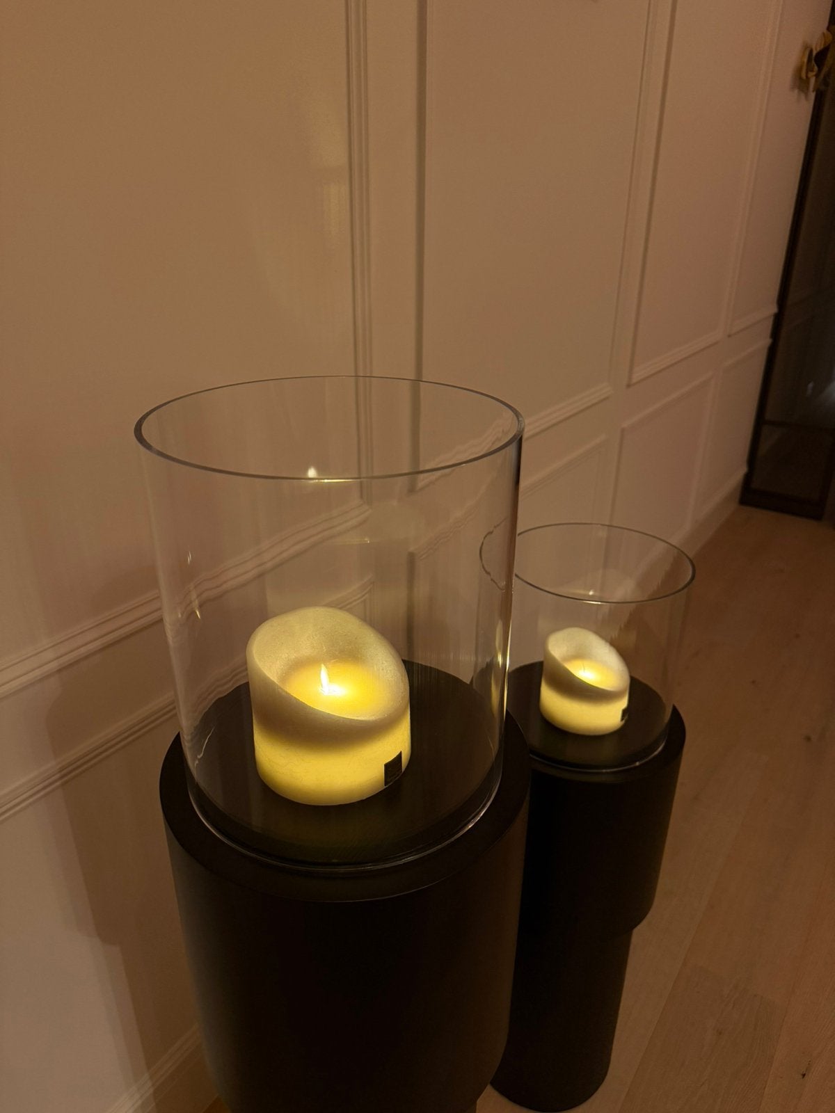 Luxe zwarte windlichten – set van 2 incl. PTMD LED-kaarsen, Ophalen, Zo goed als nieuw, Metaal, Windlicht