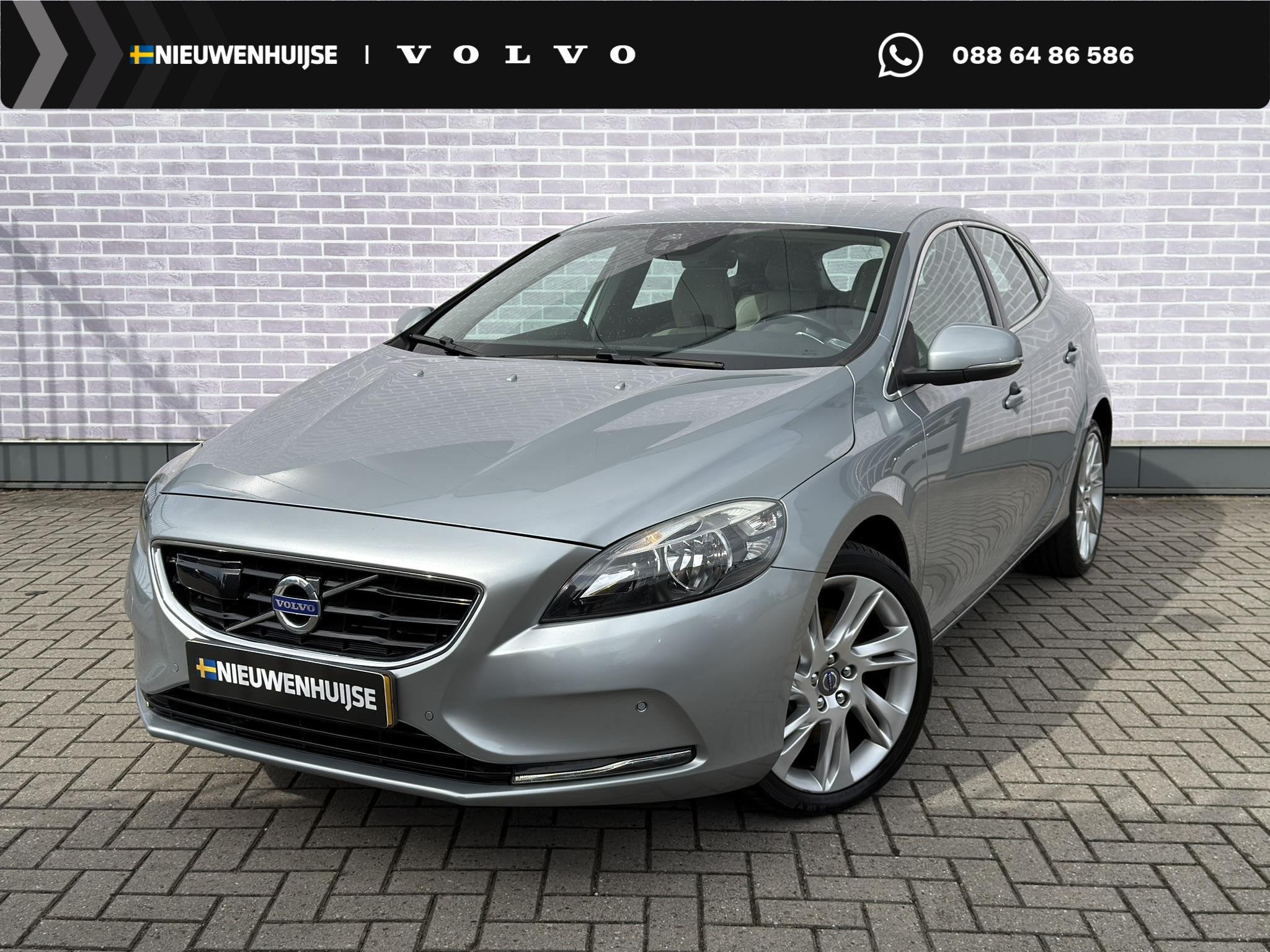 Volvo V40 T5 245 pk Summum | Automaat | Trekhaak | Navigatie