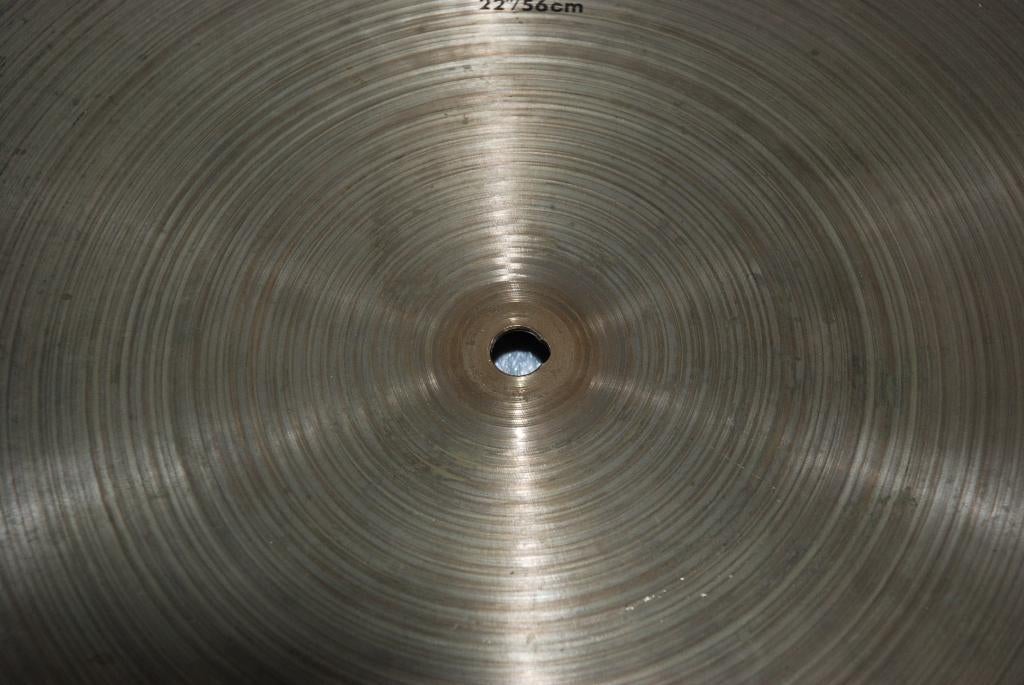 Zildjian Avedis open logo flat top ride 3761gr 22 inch, Gebruikt, ., Drums of Percussie, Ophalen of Verzenden