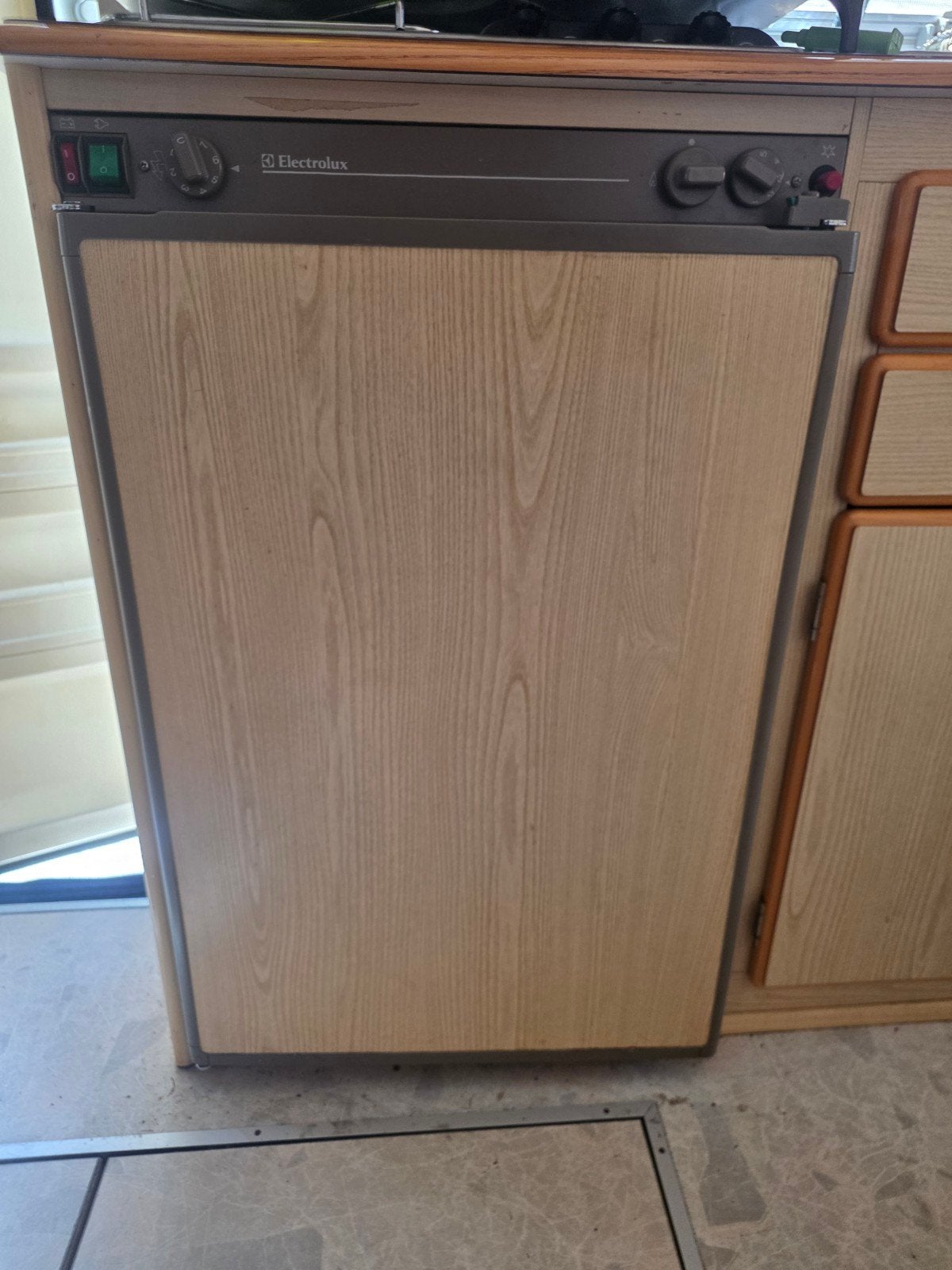 Electrolux absorptiekoelkast, Ophalen, Gebruikt, Minder dan 85 cm, Minder dan 75 liter