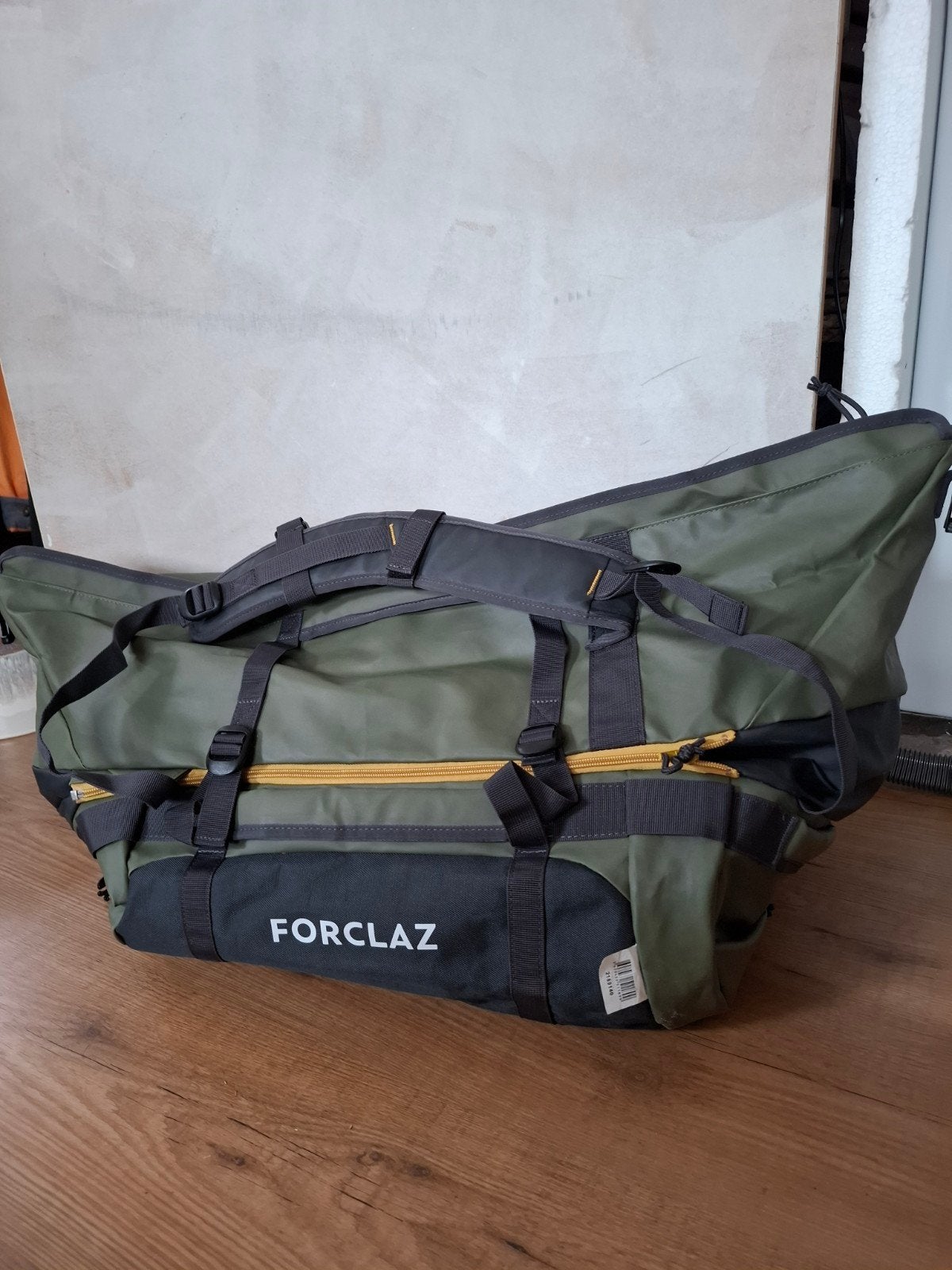 Forclaz Duffel Extend 40-60L Reistas - Zo goed als nieuw, Sieraden, Tassen en Uiterlijk, Tassen | Reistassen en Weekendtassen