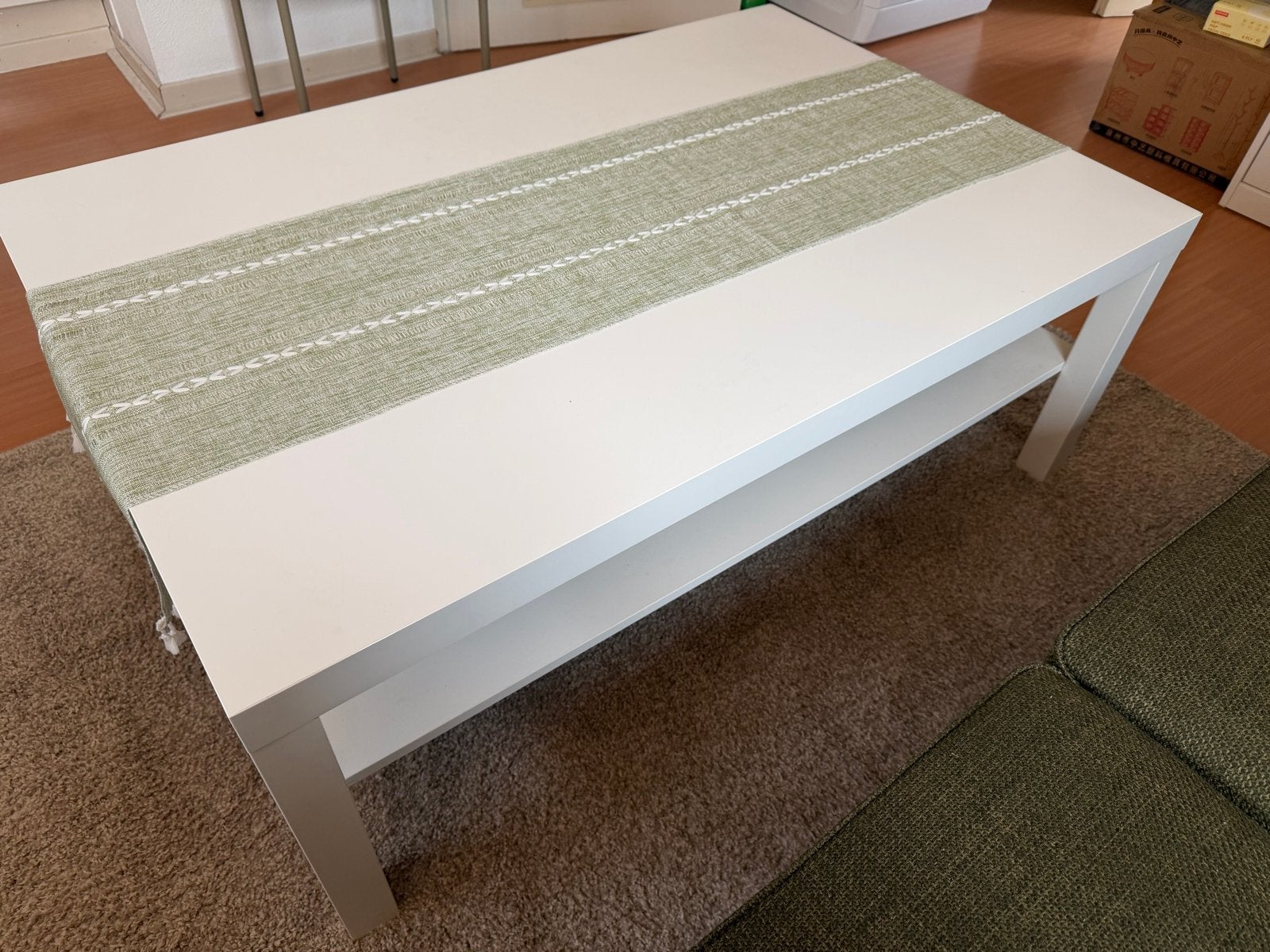 IKEA witte salontafel met opbergplank, Ophalen, 100 tot 150 cm, 50 tot 100 cm, Zo goed als nieuw