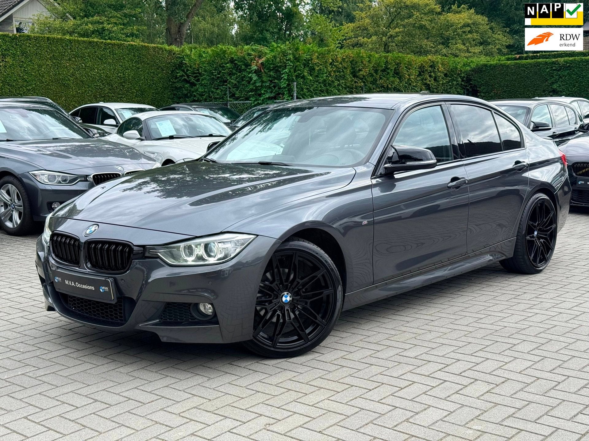 BMW 3-serie 316i Executive M Sport|Nieuwe Ketting + Klepseal
