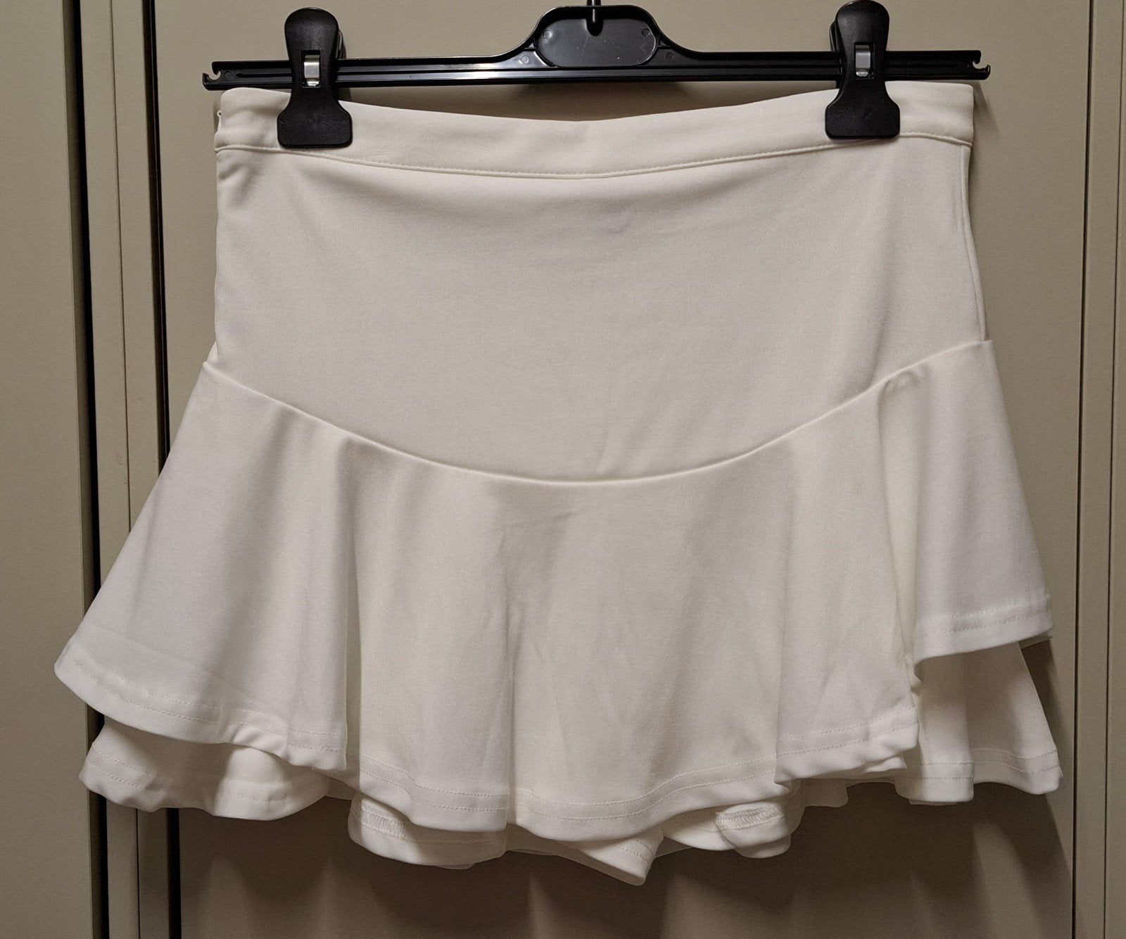 Gebroken witte skort maat M, Kleding | Dames, Rokken, Zo goed als nieuw, Maat 38/40 (M), Wit, Boven de knie, Ophalen of Verzenden