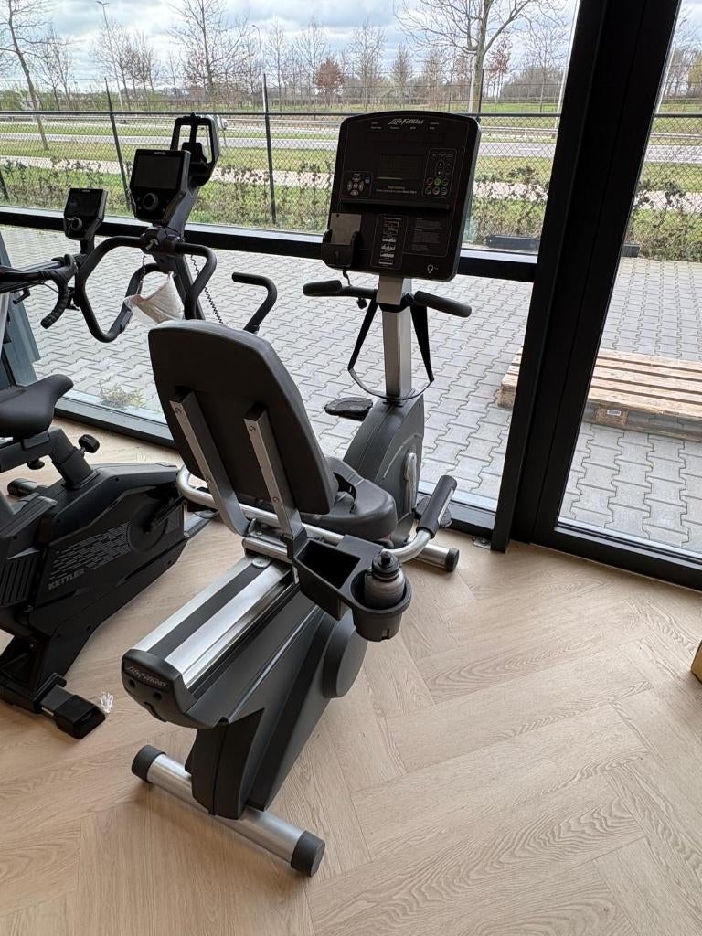 Life Fitness Clubseries Recumbent Lifecycle Bike - NIEUW, Life Fitness, Overige typen, Nieuw, Info@lifefitness.com