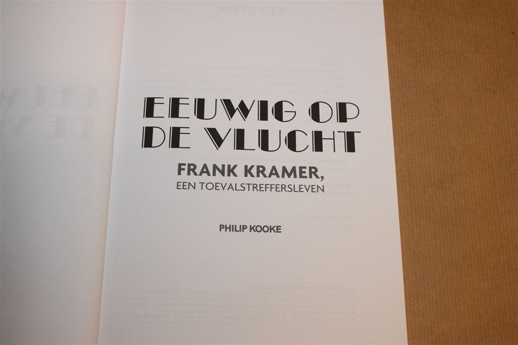 Eeuwig op de Vlucht — Frank Kramer, Voetbal & TV Biografie, Ophalen of Verzenden, Zo goed als nieuw, Watersport en Hengelsport