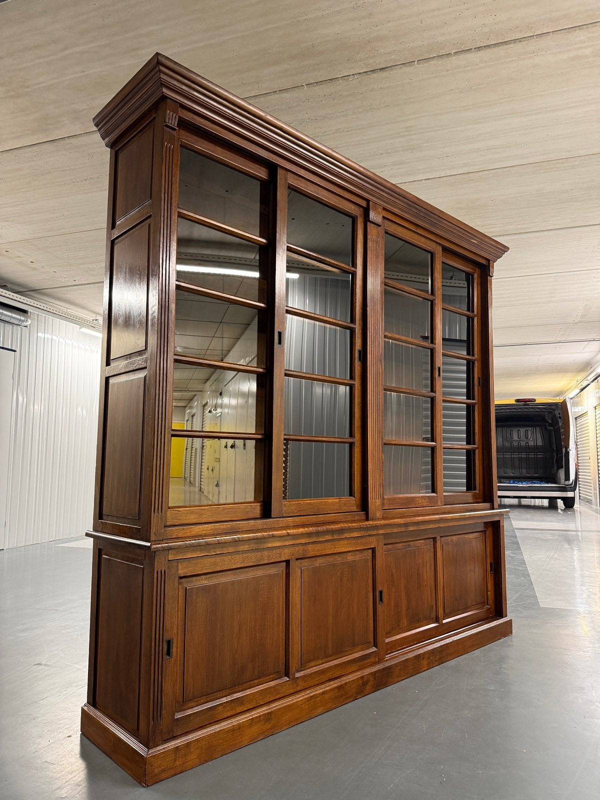 Eichholtz Bibliotheekkast | Massief Eiken #K34, Antiek en Kunst, Ophalen of Verzenden