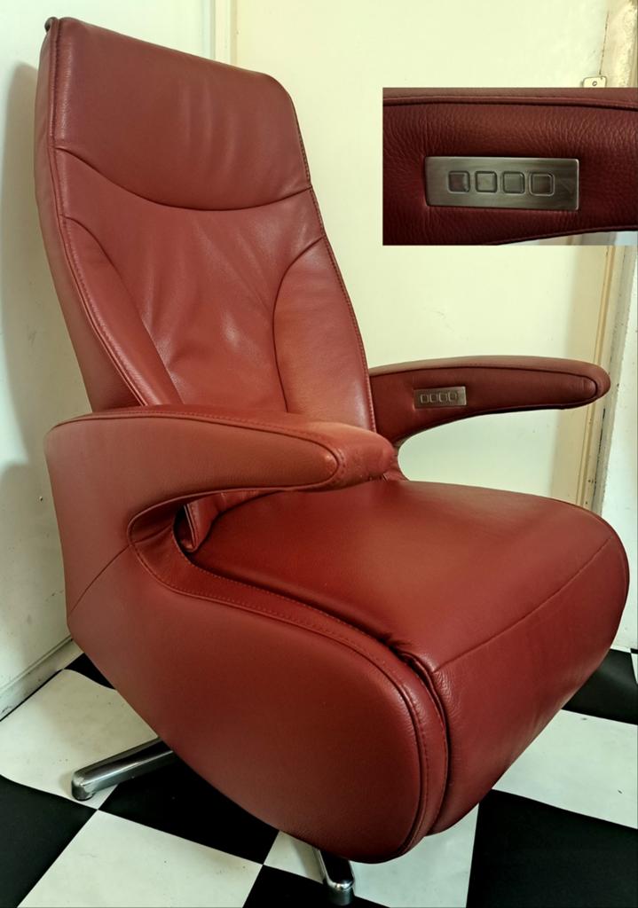 De Toekomst relaxfauteuil Sta op stoel
magic  4 MG  A 01 , Ophalen, Zo goed als nieuw, Leer, 50 tot 75 cm