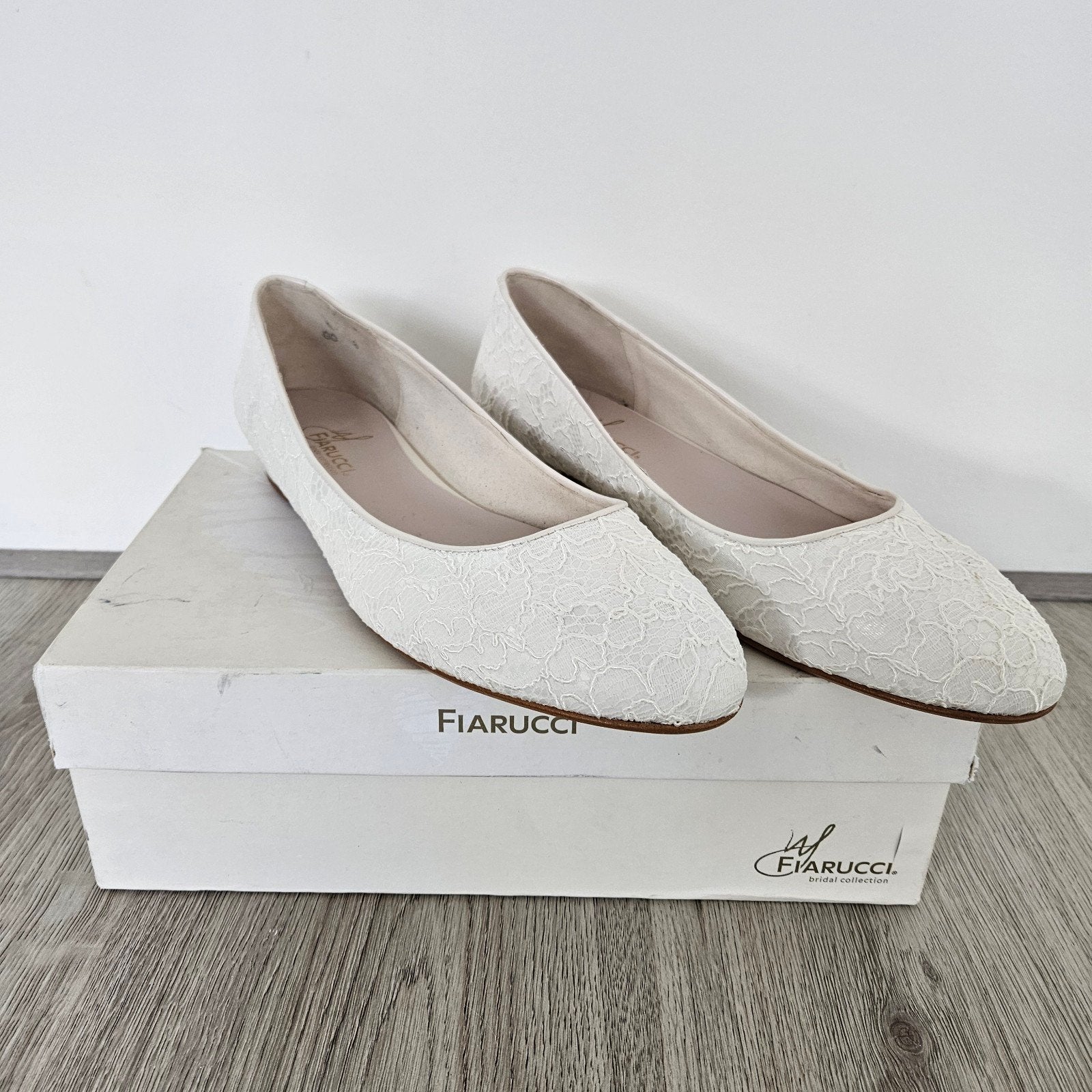 Fiarucci trouwschoenen / ballerina's maat 8 (41), Kleding | Dames, Ophalen of Verzenden, Zo goed als nieuw, Wit, Accessoires