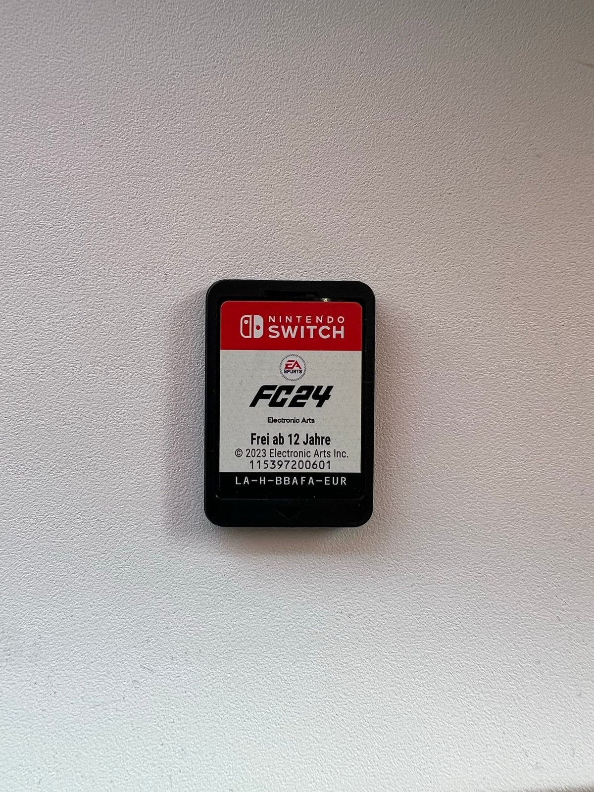 Nintendo Switch Games: FC24, Mario Kart 8 Deluxe, Mario Part, Spelcomputers en Games, Games | Nintendo Switch, Ophalen, Eén computer
