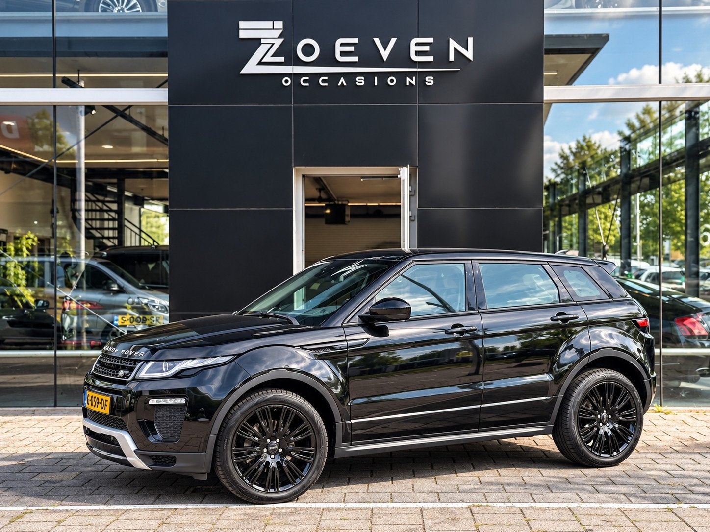 Land Rover Range Rover Evoque Range Rover Evoque TD4 HSE | 8, Gebruikt, Euro 6, Zwart, Bedrijf