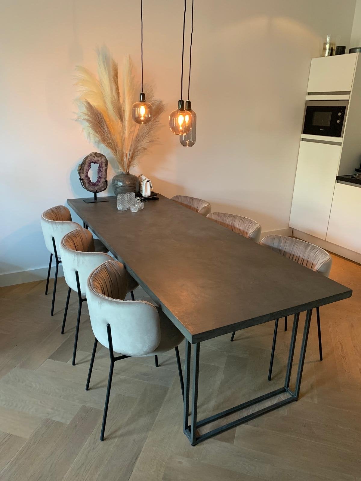 Moderne eettafel Molitli en 6 Bolia stoelen, Ophalen, 200 cm of meer, 50 tot 100 cm, Zo goed als nieuw