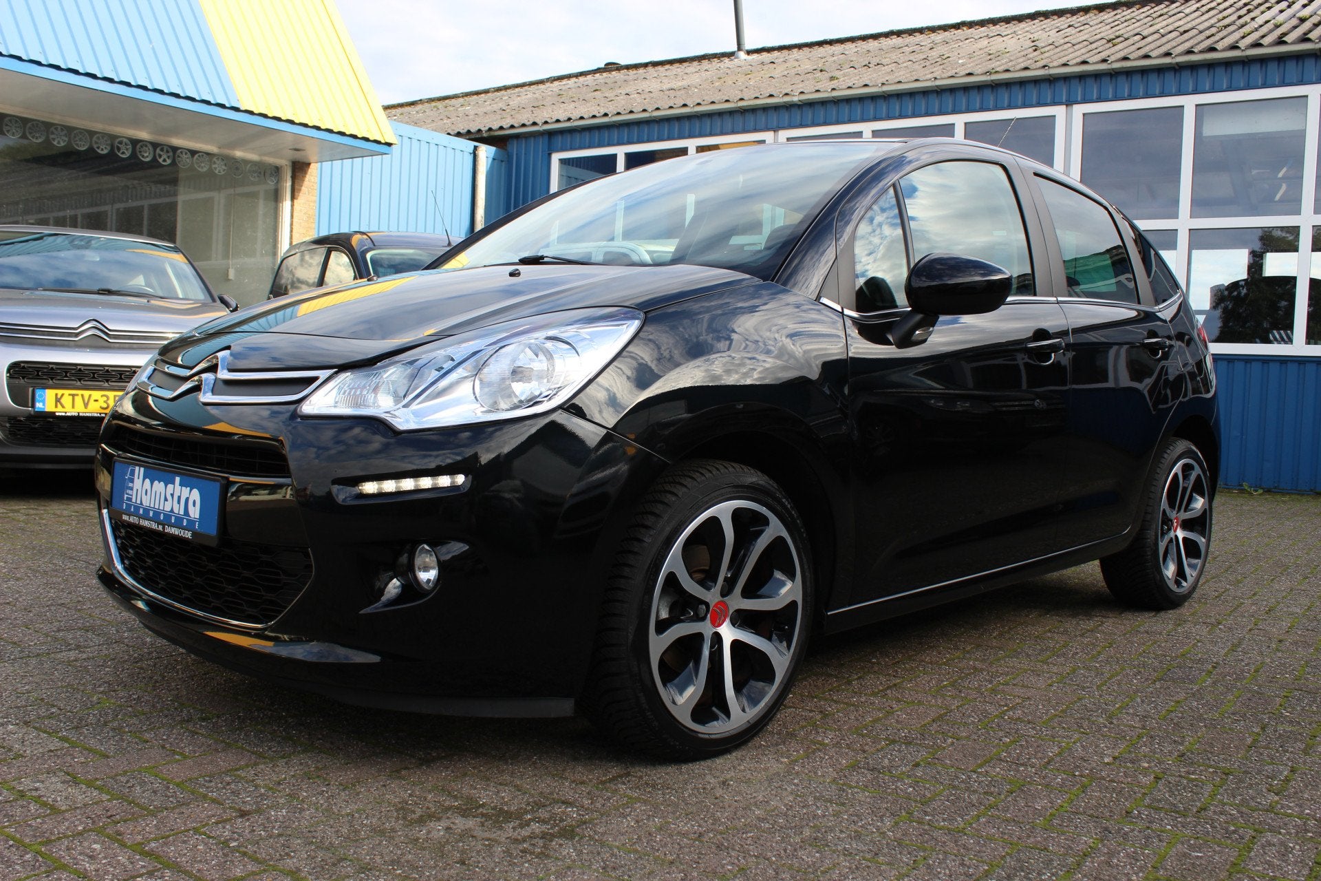 Citroën C3 1.2 " Exclusive" Sportive Cruise - Clima - Navi, Auto's, Gebruikt, Zwart, Alcantara, Zwart