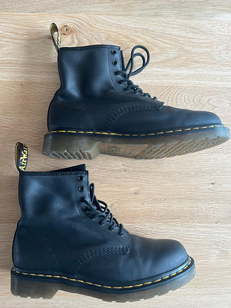 Dr. Martens zwarte laarzen maat 41 - als nieuw, Ophalen of Verzenden, Zo goed als nieuw, Zwart, Lage of Enkellaarzen