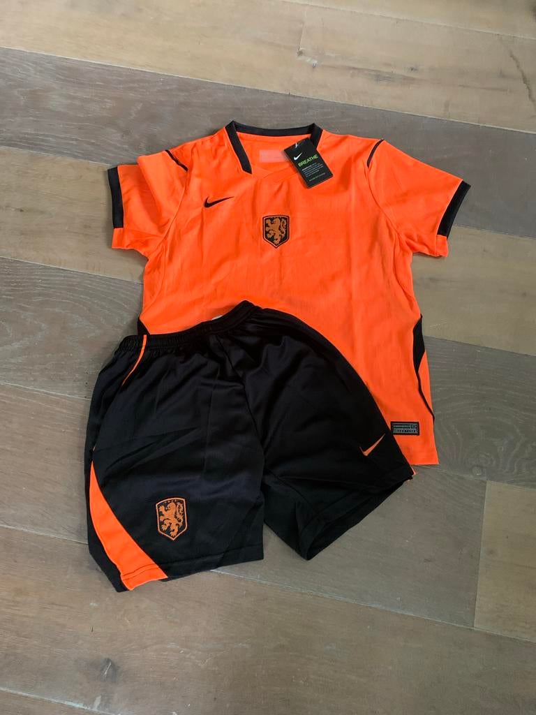 Nike Oranje Voetbaltenue KNVB - Maat 28 (S), Ophalen, Nieuw, Oranje, Voetbal
