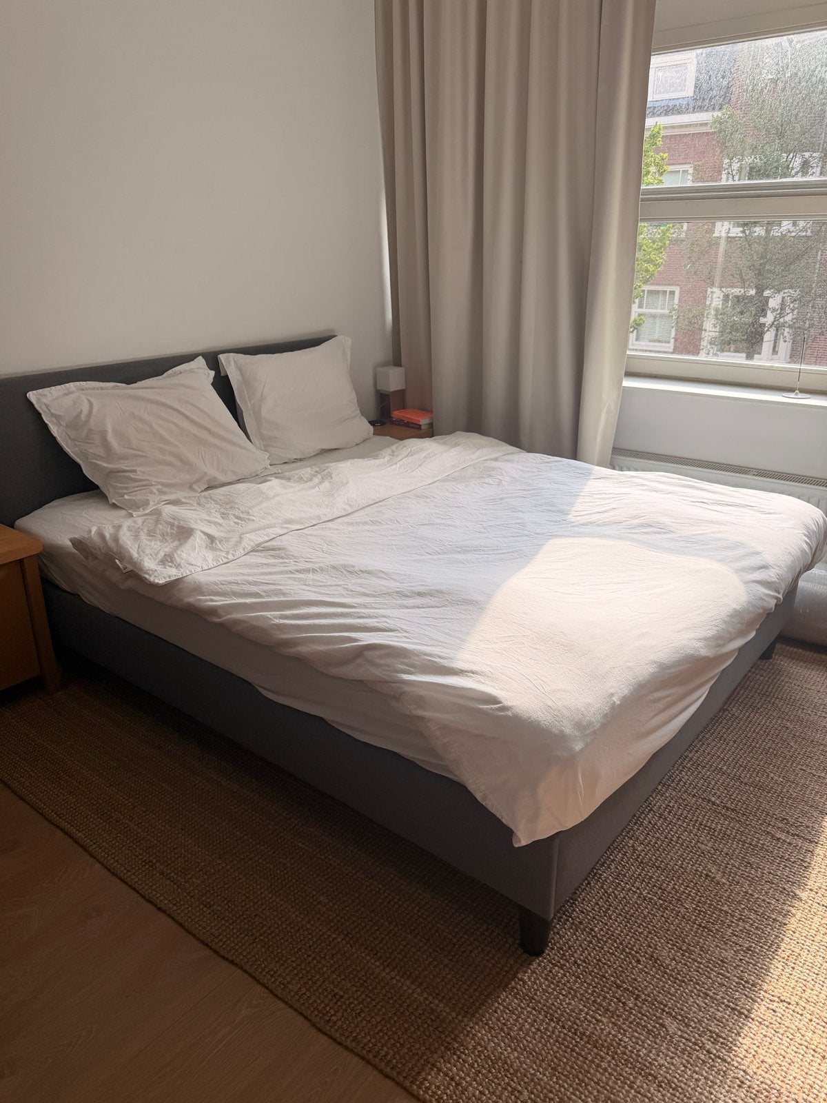 Foto 2 van Tweepersoonsbed 160x200 met lattenbodem, matras en topper