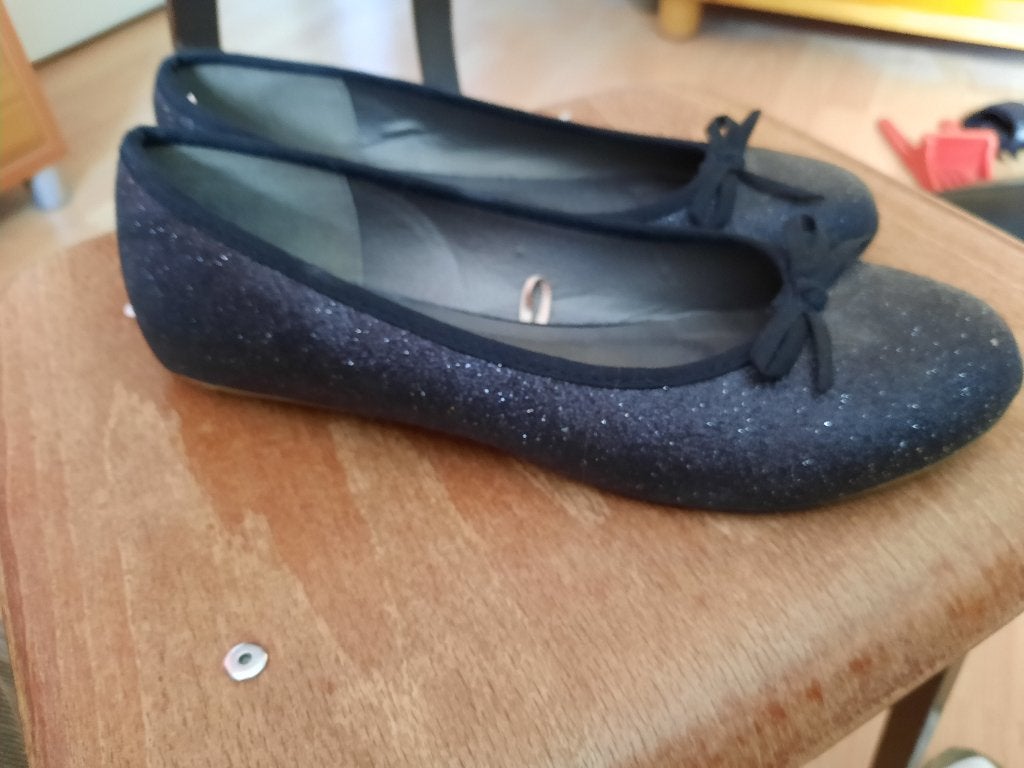 zwarte damesschoenen met strikje, merk Yessica maat 39, Ophalen, Gedragen, Zwart
