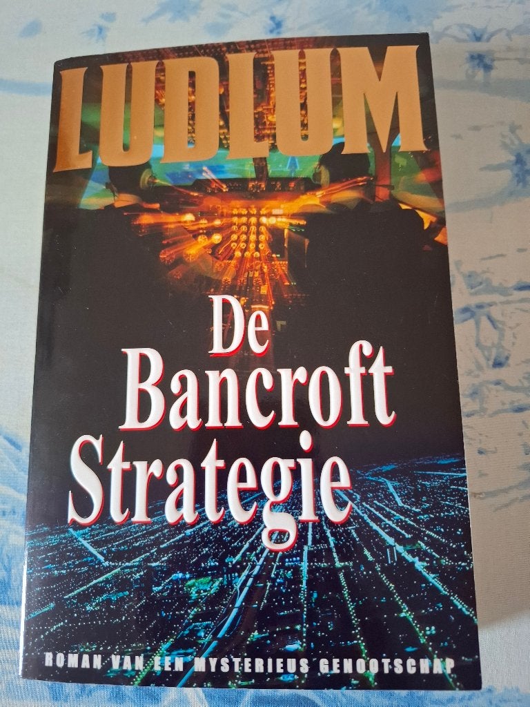 Ludlum - De Bancroft Strategie (Thriller), Boeken, Gelezen, Wereld overig, Ophalen of Verzenden, Robert Ludlum