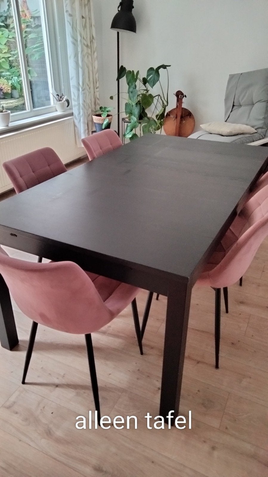 Gratis Moderne zwarte eettafel - in breedte verstelbaar, Ophalen, Gebruikt, 200 cm of meer, 50 tot 100 cm