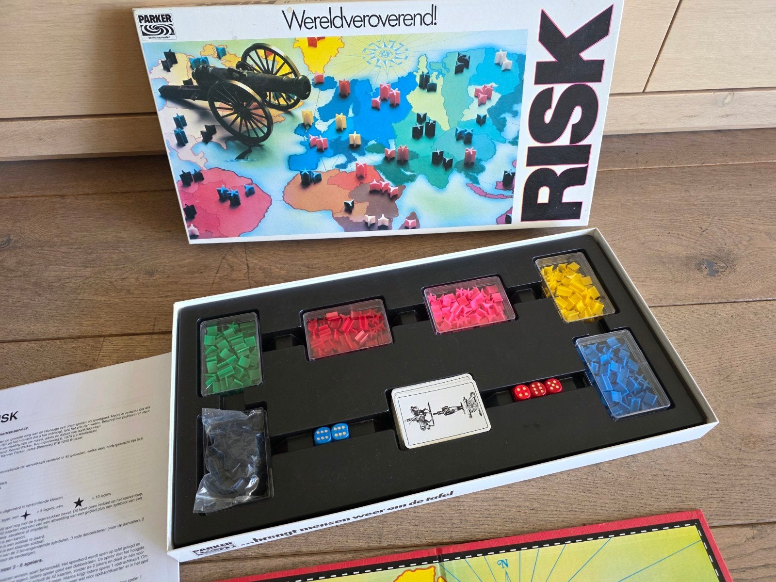 Parker Risk Wereldveroverend Wit - Gebruikt, Hobby en Vrije tijd, Gezelschapsspellen | Bordspellen, Ophalen of Verzenden