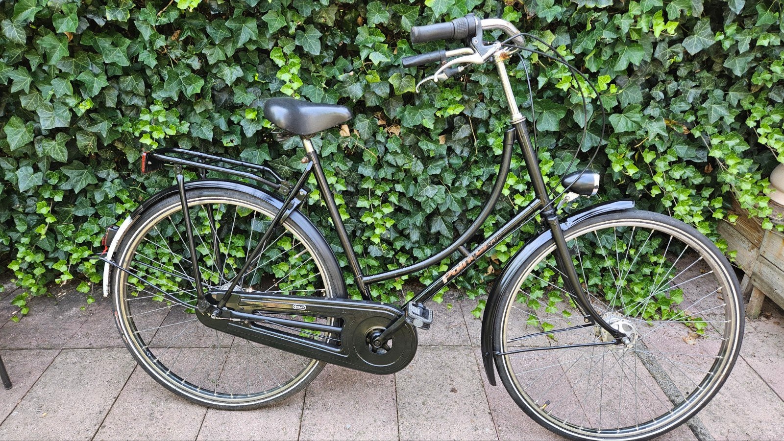 oma damesfiets met versnelling handremmen en nw onderdelen, Fietsen en Brommers, 53 tot 56 cm, Ophalen, Zo goed als nieuw