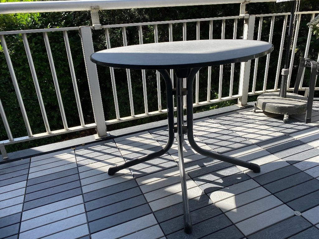 tuintafel rond 86cm, Ophalen, Gebruikt, Rond, Kunststof