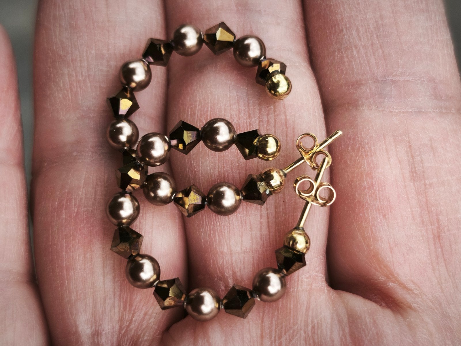 Gouden oorbellen 18 karaat, Sieraden, Tassen en Uiterlijk, Oorbellen, Ophalen of Verzenden, Zo goed als nieuw, Met edelsteen, Knopjes of Stekers