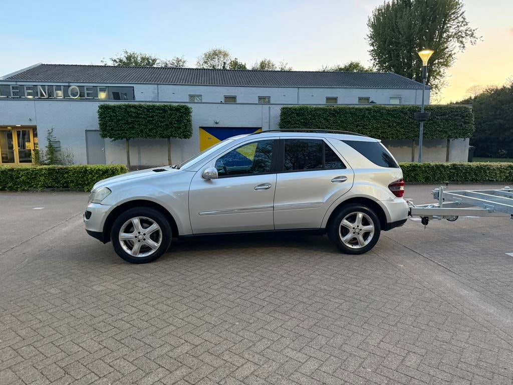 Mercedes-Benz Mercedes-benz 2006 Grijs, Auto's, Automaat, 190 pk, Alcantara, 2987 cc