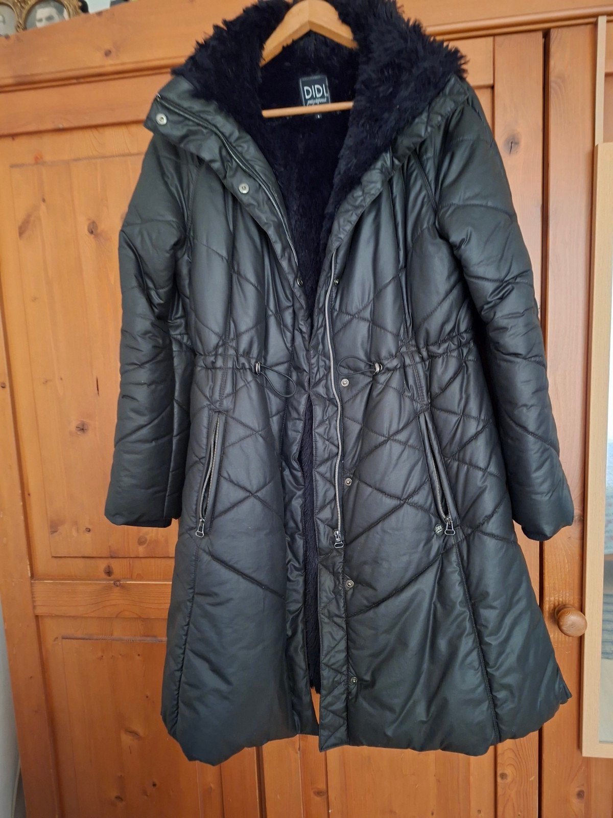 Didi Jas - Zwarte gewatteerde winterjas met teddy voering, Zwart, Maat 42/44 (L), Didi, Ophalen of Verzenden