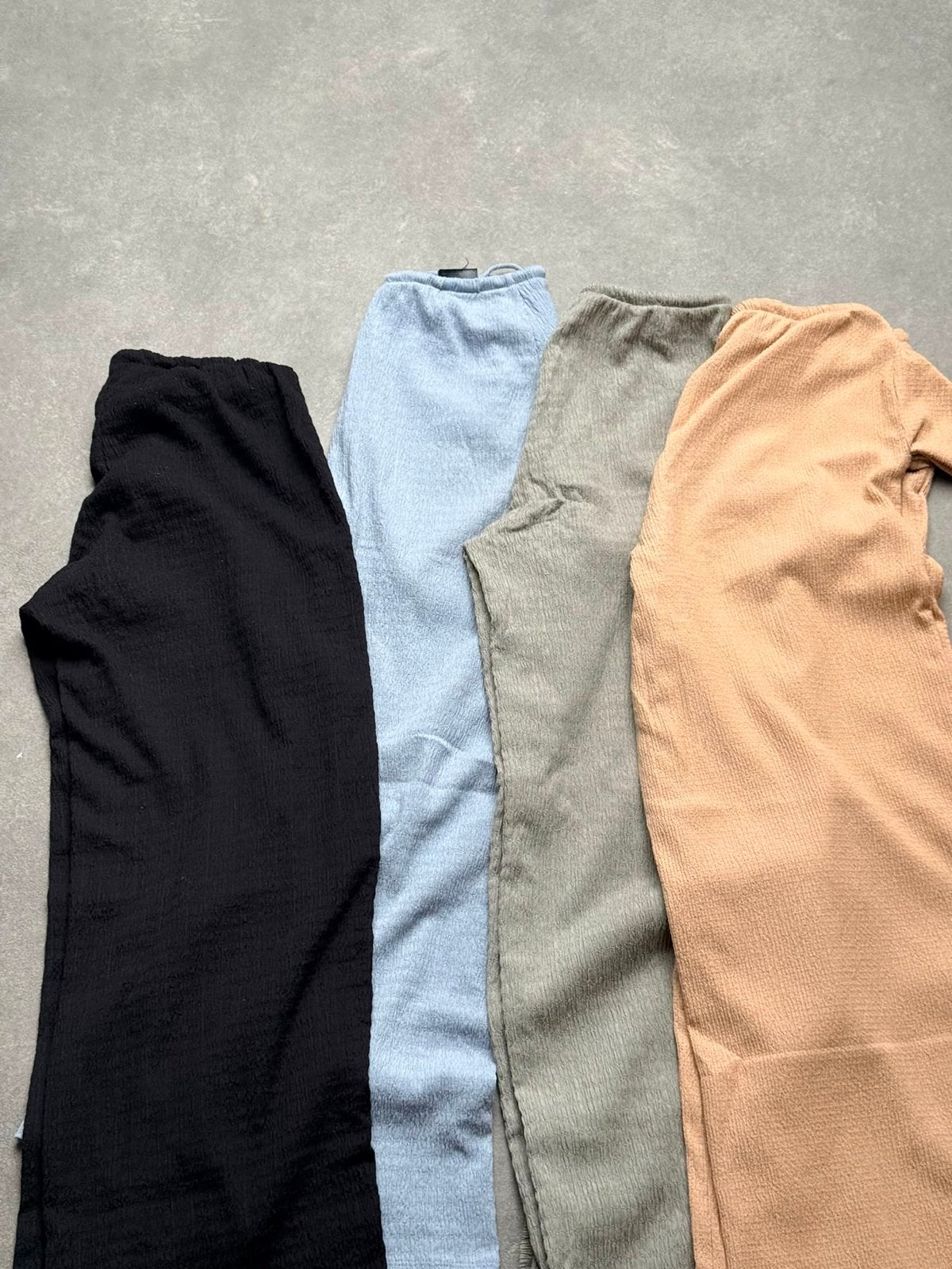 Meisjes broeken - Diverse kleuren en maten (H&M, C&A), Ophalen of Verzenden, Gebruikt, Meisje, Broek