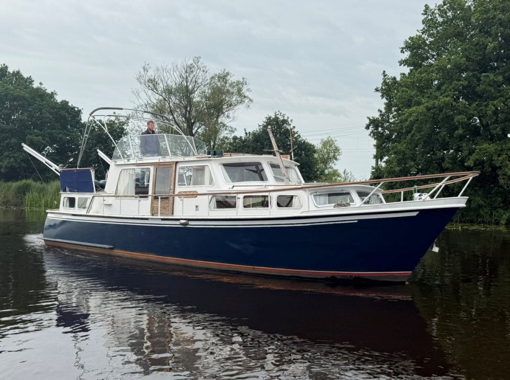 Pikmeer  1250 AK, Watersport en Boten, Motorboten en Motorjachten, Staal, Overige merken, Gebruikt, Binnenboordmotor