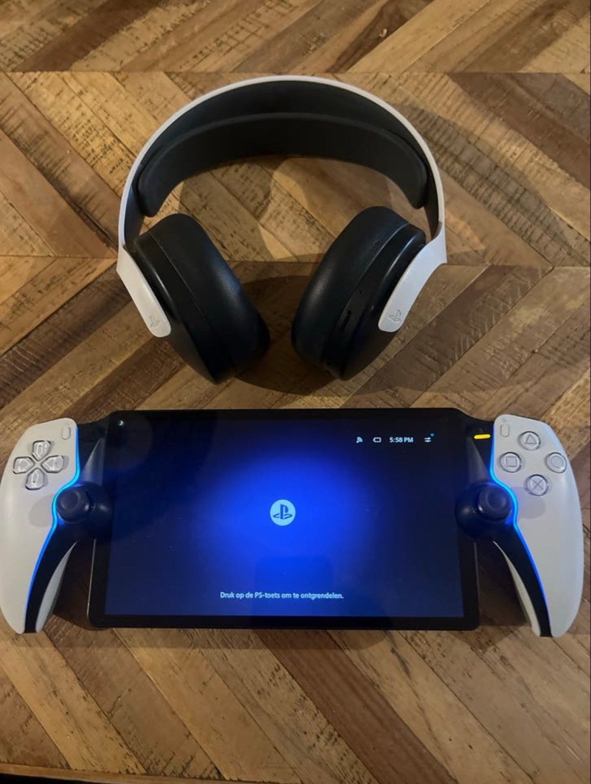 PlayStation Portal Remote Player met Pulse 3D Headset, Ophalen, Zo goed als nieuw