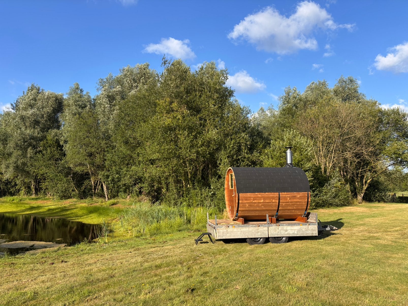 Mobiele Sauna te huur, Ophalen, Zo goed als nieuw, Fins of Traditioneel, Complete sauna