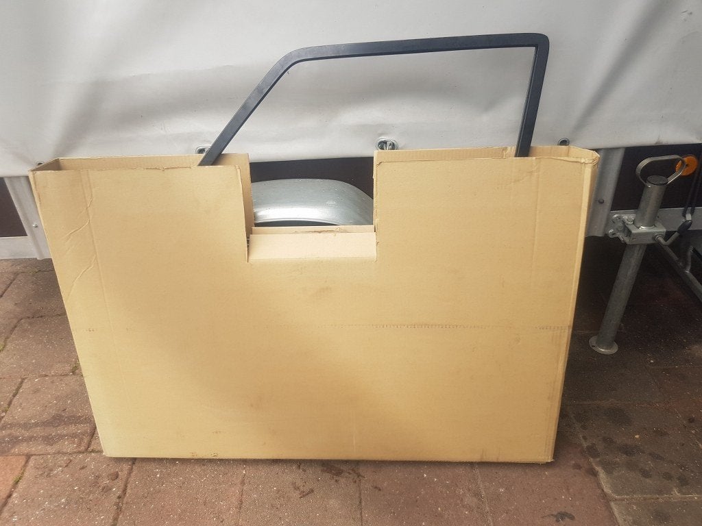 Peugeot 504 berline enkele nieuwe portieren orgineel Peugeot, Nieuw, Voor, Deur, Oldtimer onderdelen