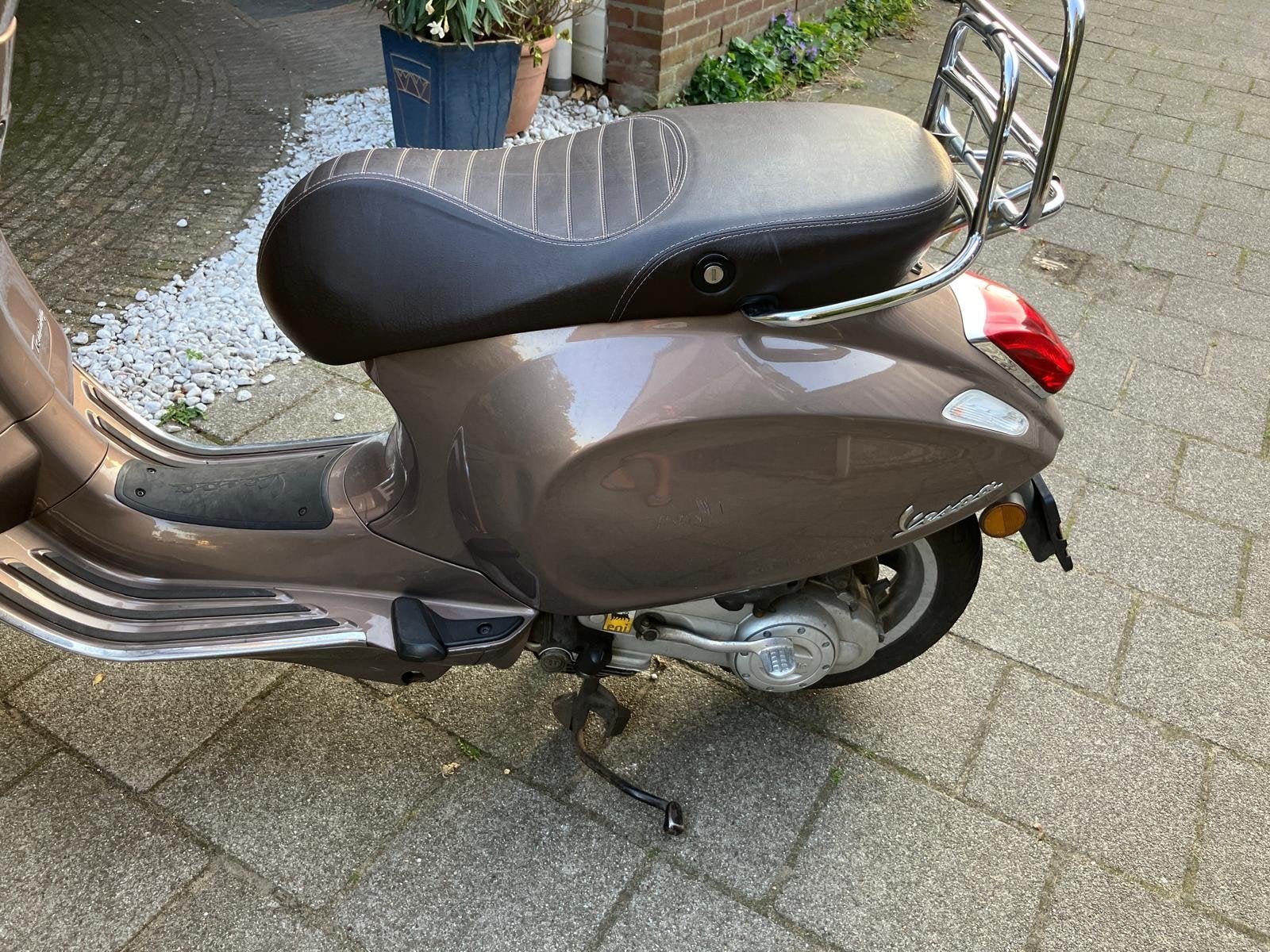 Vespa Primavera Touring- Bruin - Gebruikt, Ophalen, Gebruikt, Benzine, Overige modellen