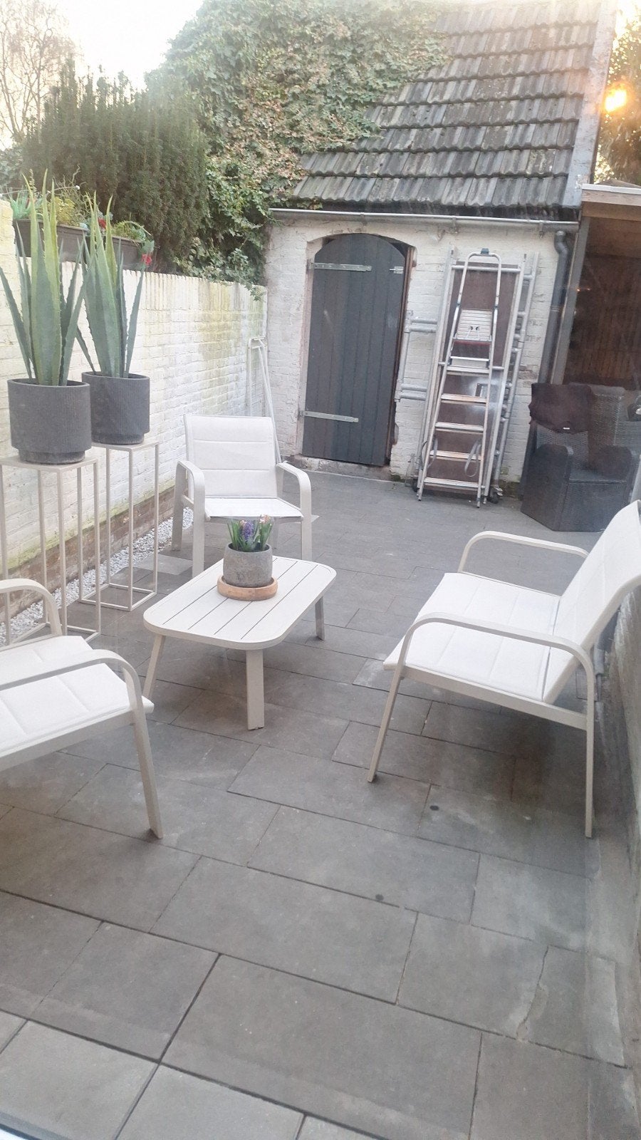 Ecru metalen tuinset met stoelen en bank, Tuin en Terras, Gebruikt, Ophalen of Verzenden, Bank, Tuinset