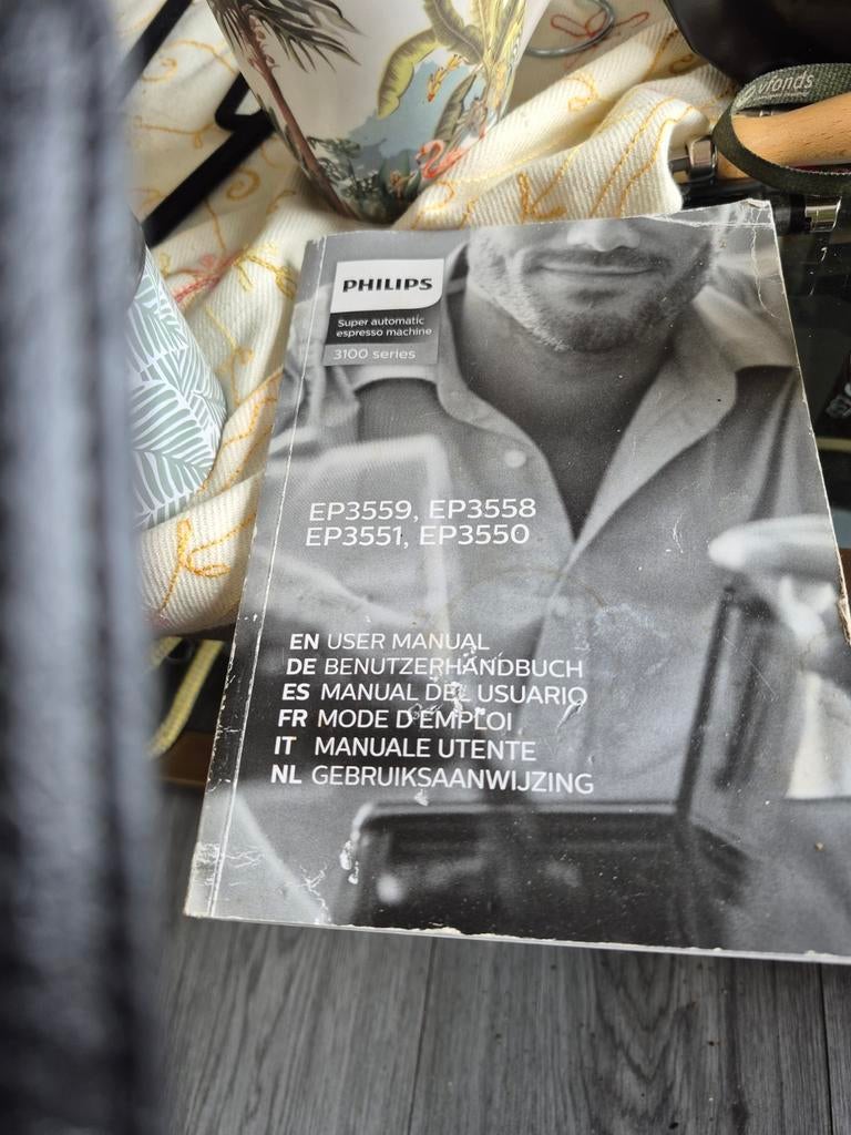 Philips Espresso Machine 3100 Series - Zo goed als nieuw, Ophalen of Verzenden, Zo goed als nieuw, Espresso apparaat, Koffiebonen