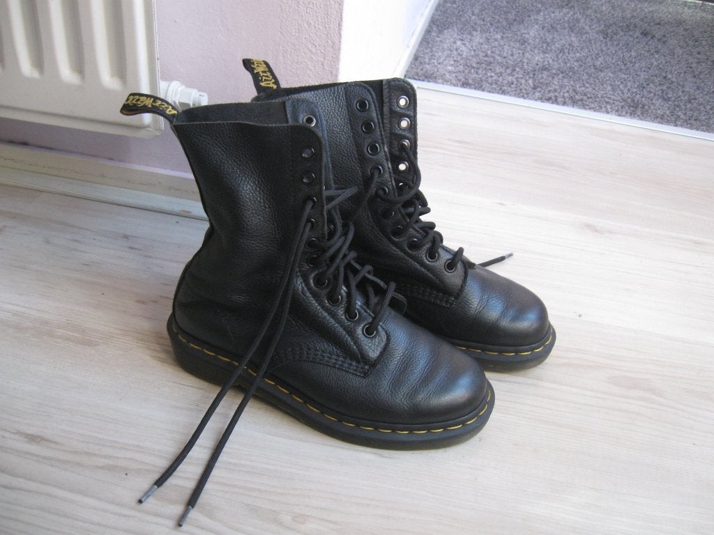 DR MARTENS zwart maat 37 goede staat, Kleding | Dames, Zwart, Ophalen of Verzenden, Dr. Martens, Zo goed als nieuw