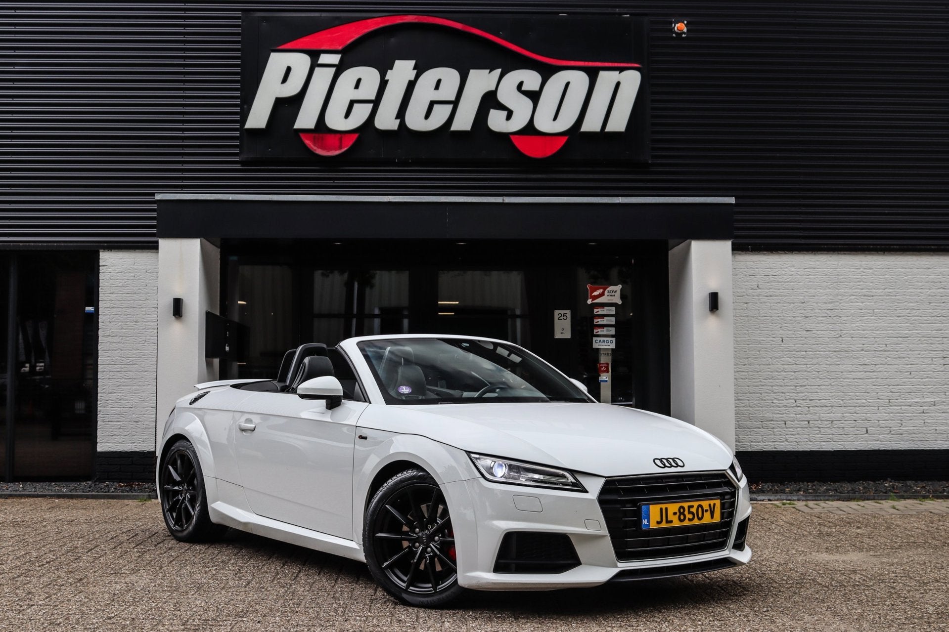 Audi TT Roadster 1.8 TFSI 2x S-Line NAP RS STOELEN VIRTUAL, Auto's, Audi, TT, Gebruikt, 4 cilinders, Cabriolet