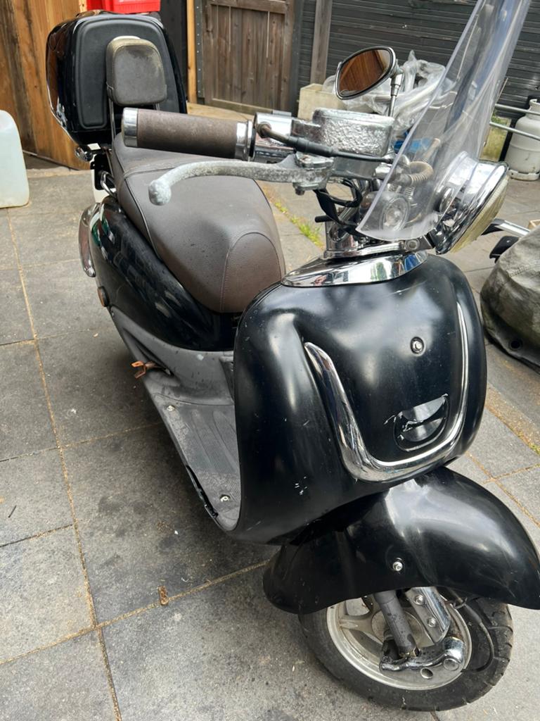 Loop of sloop scooters, Fietsen en Brommers, Snorfietsen en Snorscooters, Gebruikt, Overige merken, Benzine, Ophalen