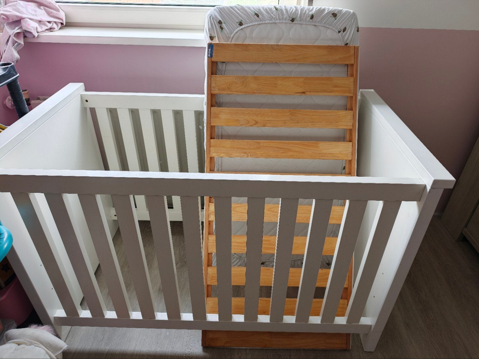 Babybedje ledikant, Huis en Inrichting, Ophalen, Gebruikt, Wit, 190 cm of minder