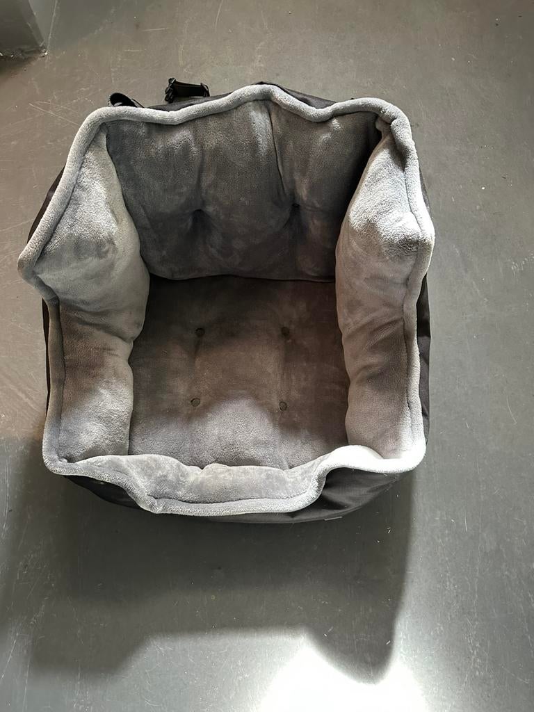 Hondenmand voor in de auto, Dieren en Toebehoren, Hondenmanden, Ophalen, Zo goed als nieuw, Pluche