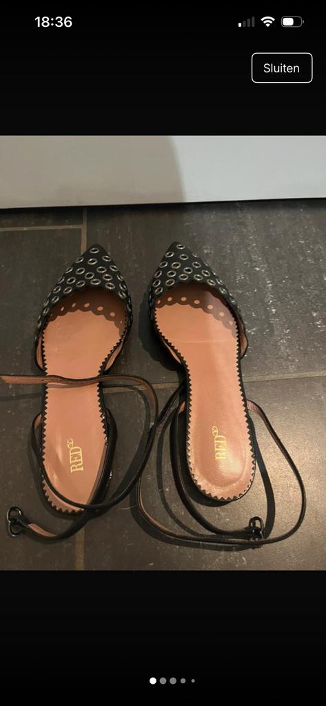 Valentino flats met studs maat 35, Ophalen of Verzenden, Nieuw, Instappers