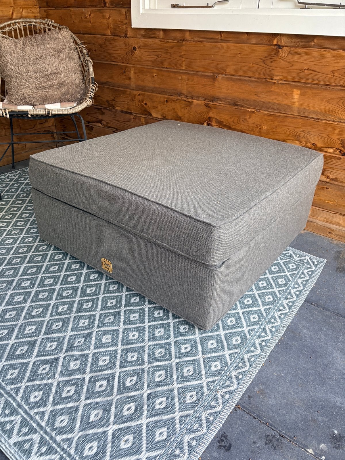 Luxe XL hocker / voetenbank van Your Own Living, Ophalen, Rechthoekig, Stof, 75 tot 100 cm