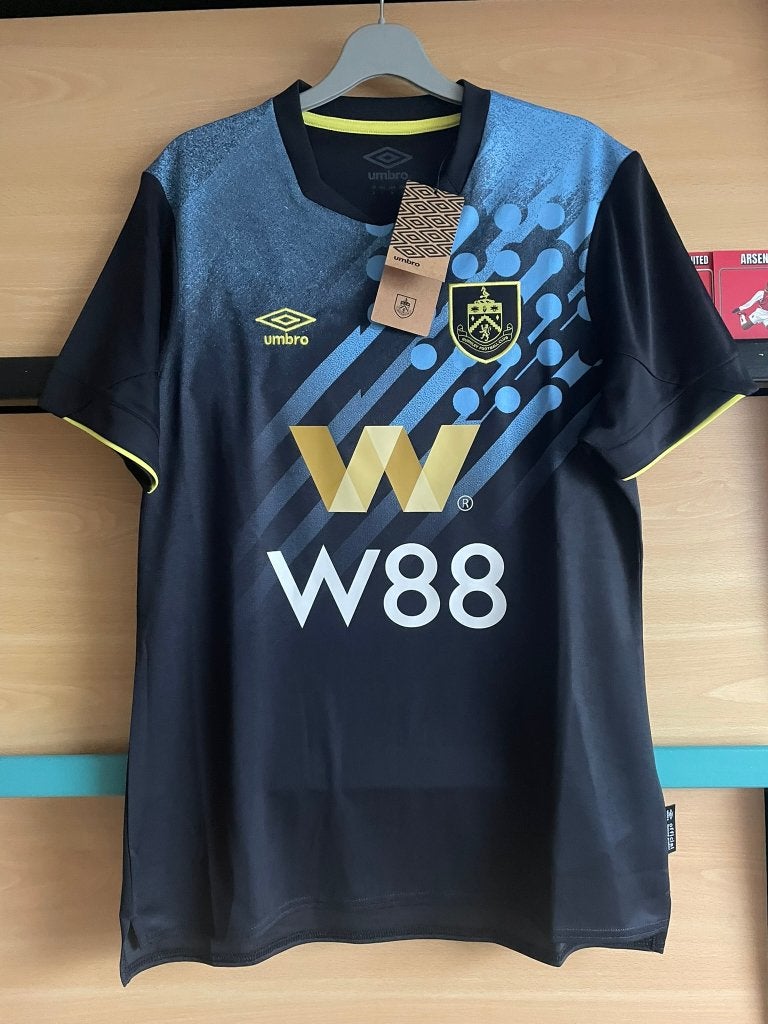 Burnley FC Umbro Voetbalshirt Blauw Maat S, Blauw, Ophalen of Verzenden, Zo goed als nieuw, Voetbal