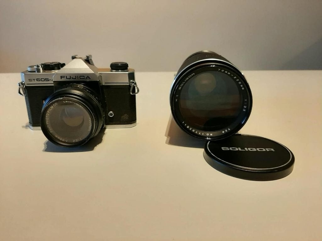 Fujica ST605N 35 mm analoge spiegelreflexcamera + zoom lens, Audio, Tv en Foto, Ophalen, Gebruikt, Spiegelreflex, Overige Merken