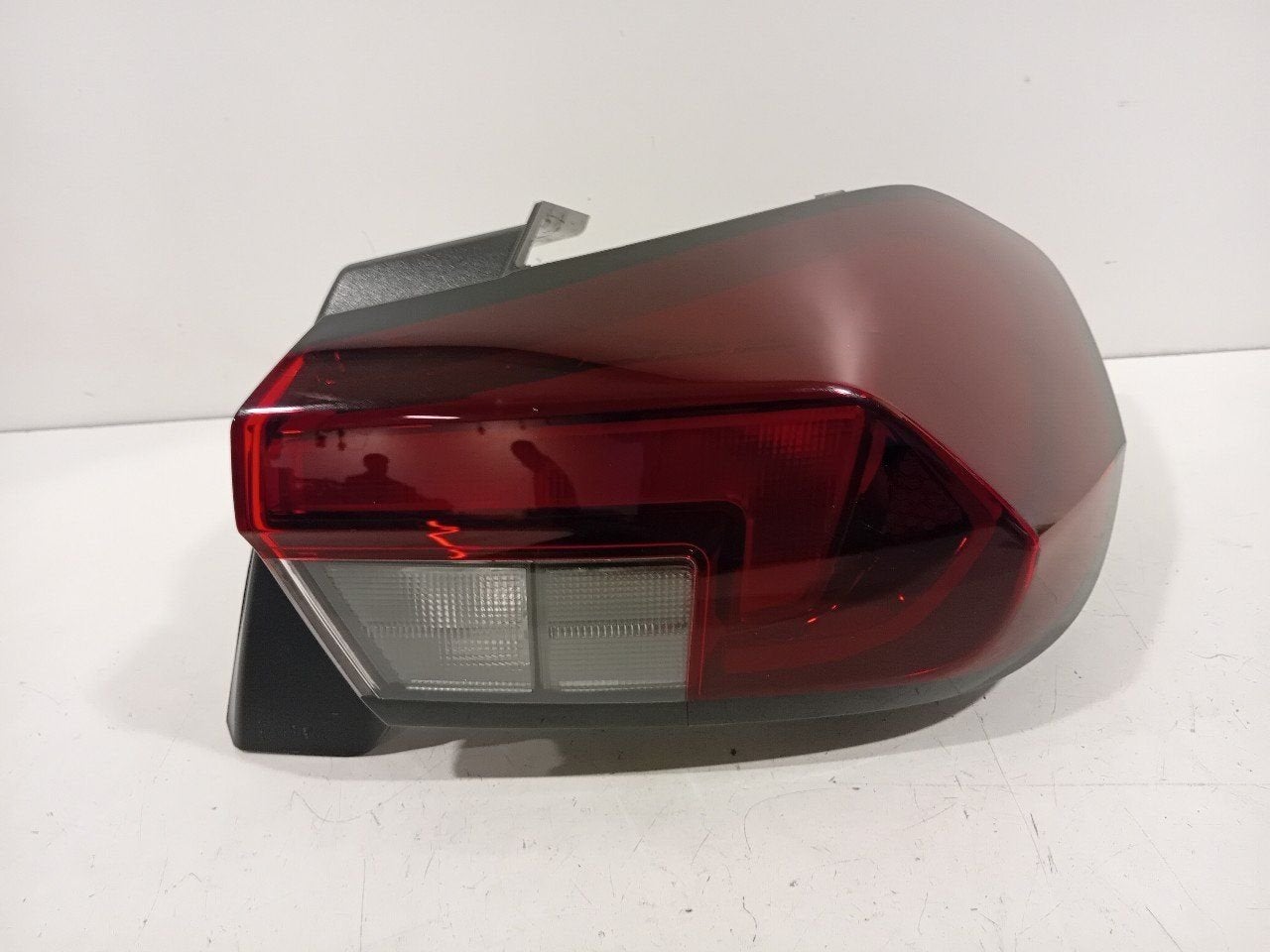 Achterlicht carrosserie rechts Opel Corsa, Onderdelen@venauto.nl, Van der Ven Autorecycling B.V., Gebruikt, Ettenseweg 76, 4706 PB Roosendaal, The Netherlands