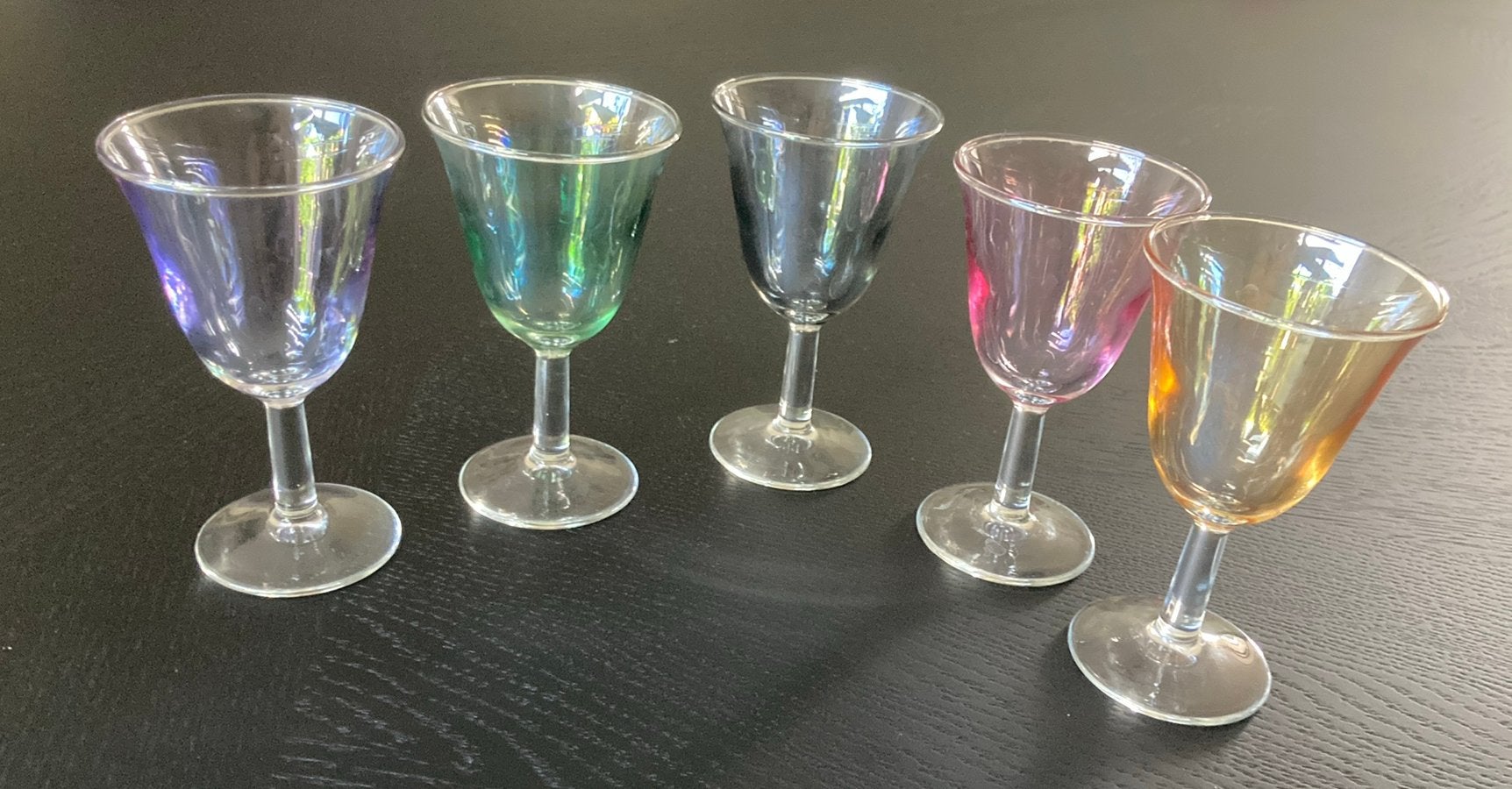 5 vintage gekleurde borrelglazen, Verzamelen, Glas en Borrelglaasjes, Ophalen of Verzenden, Zo goed als nieuw, Overige typen